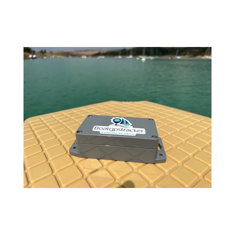 Localizador GPS para barcos vía Satélite a 12V